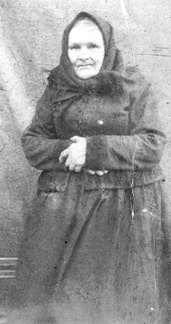Antonij Lenček se je leta 1882 poročila k Šternarjevim, Stegel, v Hruševje